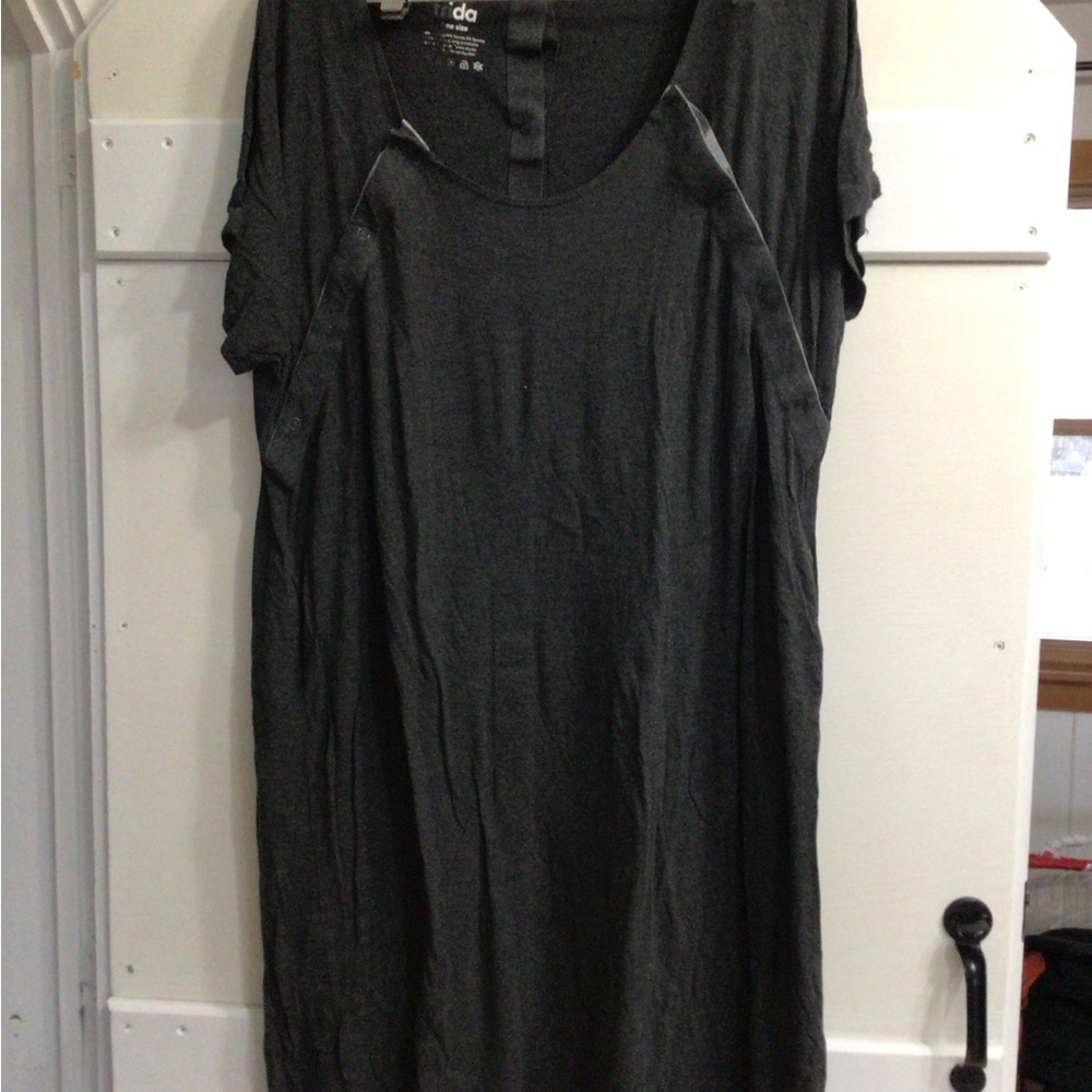 Frida Mom Delivery and Nursing Gown